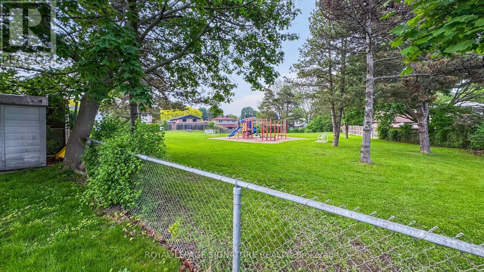 805 Batory Avenue, Pickering, Ontario  L1W 2W5 - Photo 46 - E12199770