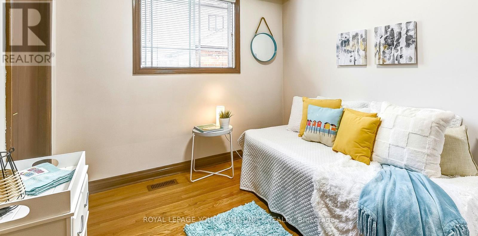 30 Phillip Avenue, Toronto, Ontario  M1N 3P9 - Photo 11 - E12200389