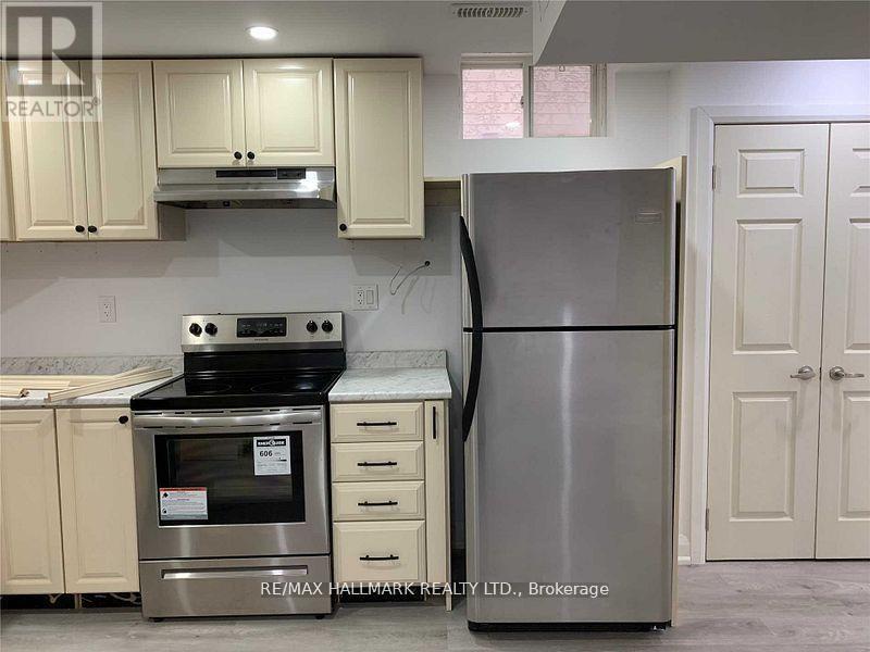208 Starling Boulevard, Vaughan, Ontario  L4H 3J4 - Photo 3 - N12202157