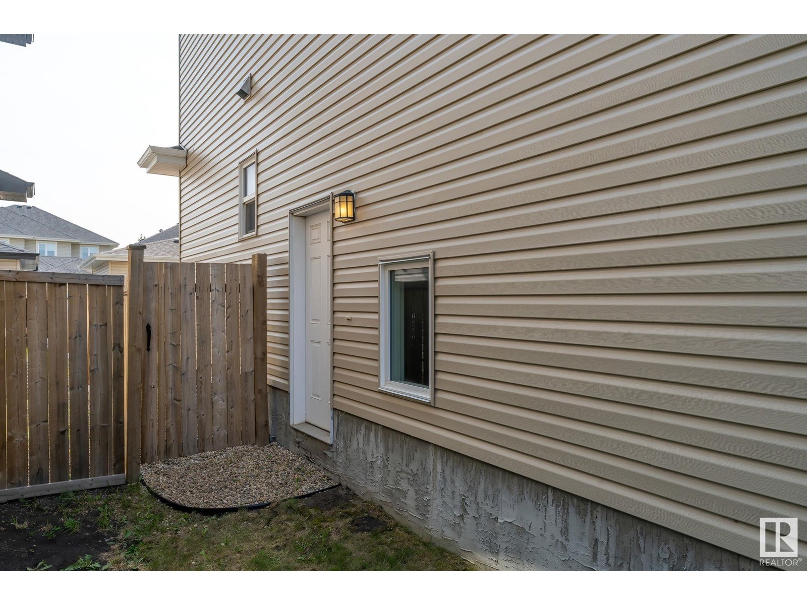 61 Durrand Bn, Fort Saskatchewan, Alberta  T8L 0N1 - Photo 2 - E4440854