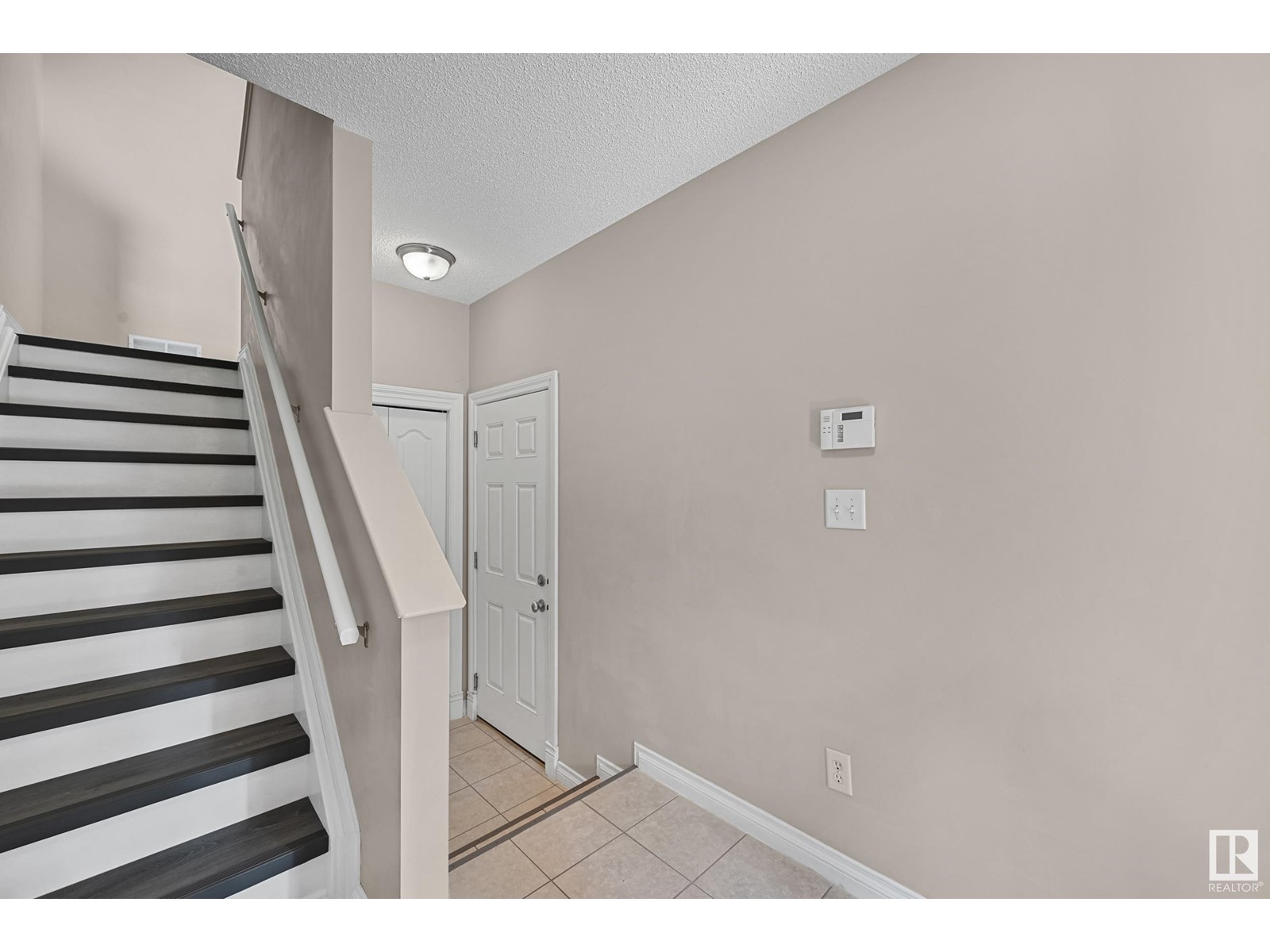 #39 12050 17 Av Sw, Edmonton, Alberta  T6W 1X4 - Photo 3 - E4440822