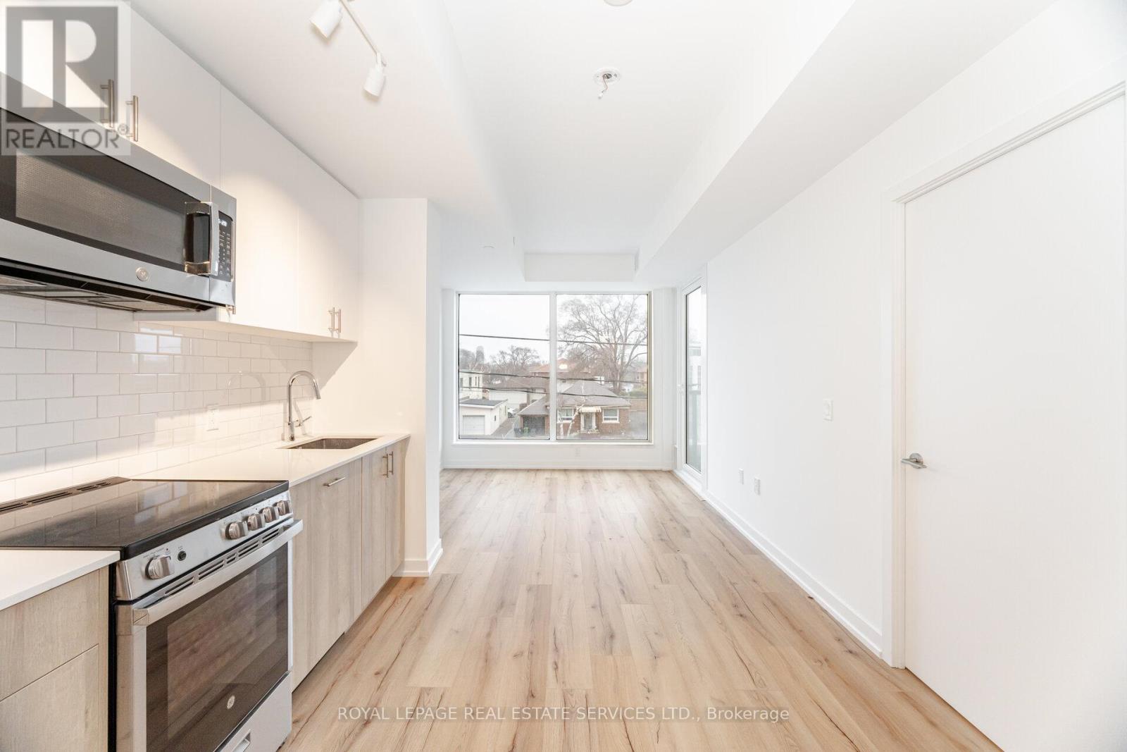203 - 1195 The Queensway Avenue, Toronto, Ontario  M8Z 1H0 - Photo 5 - W12052052