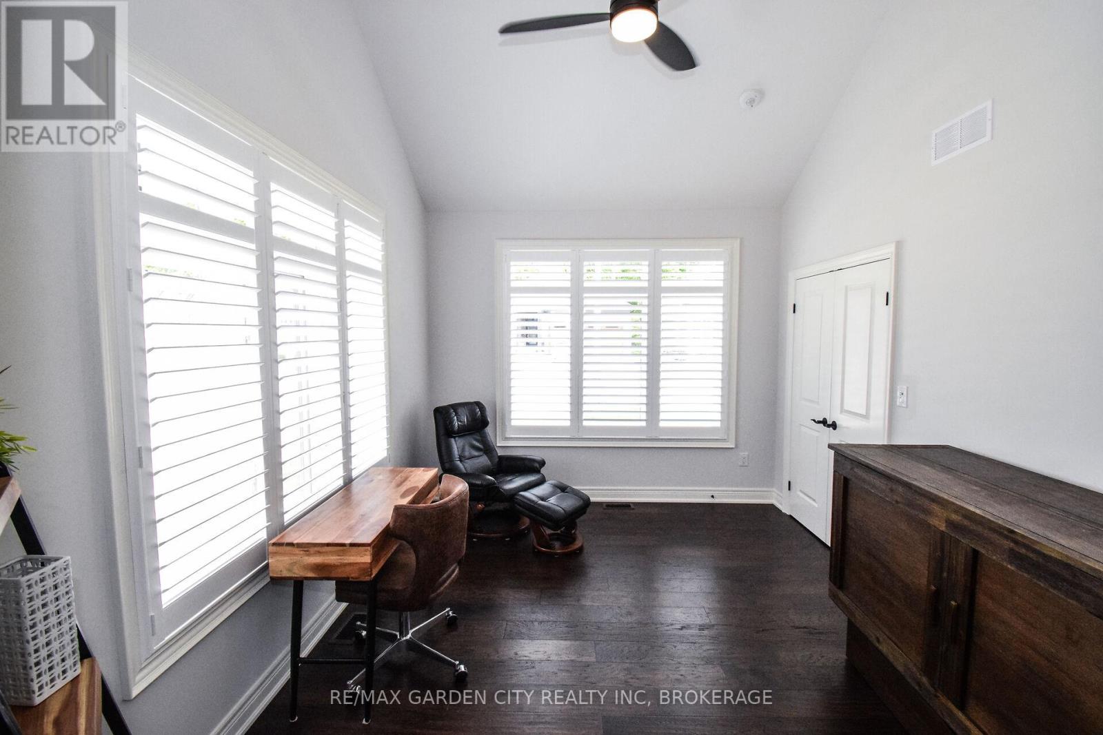 2 Sassafras Row, Fort Erie, Ontario  L0S 1N0 - Photo 24 - X12202275