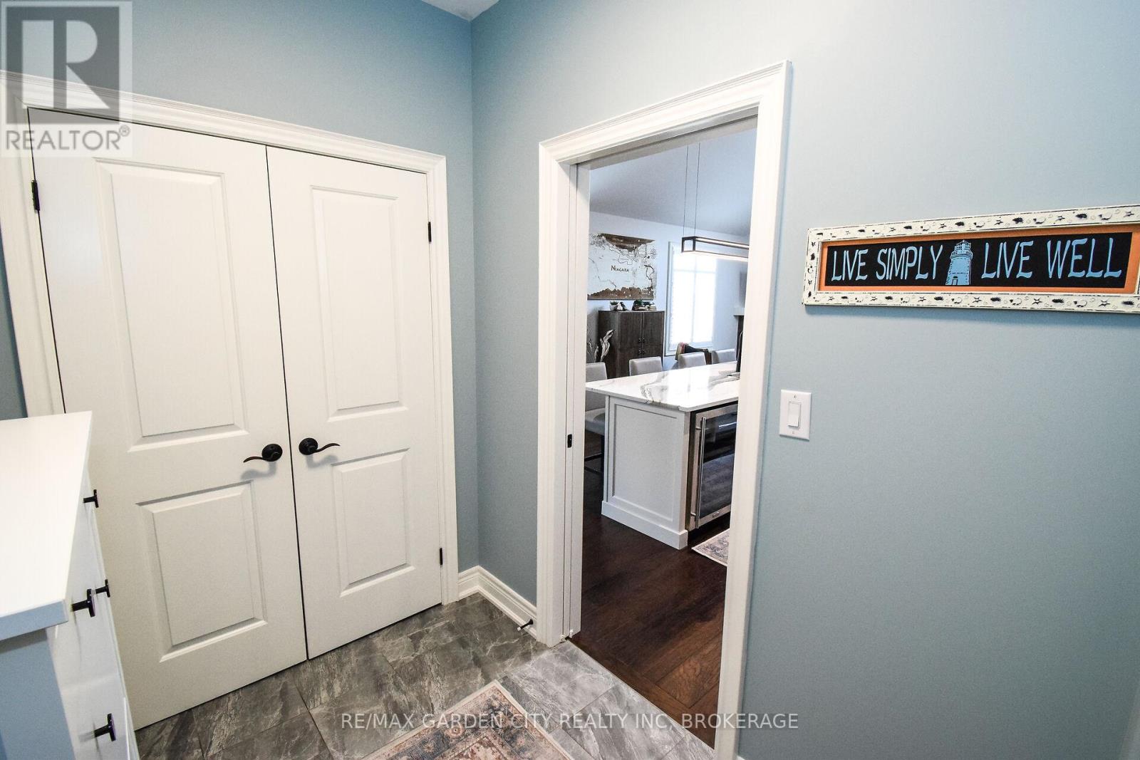 2 Sassafras Row, Fort Erie, Ontario  L0S 1N0 - Photo 27 - X12202275