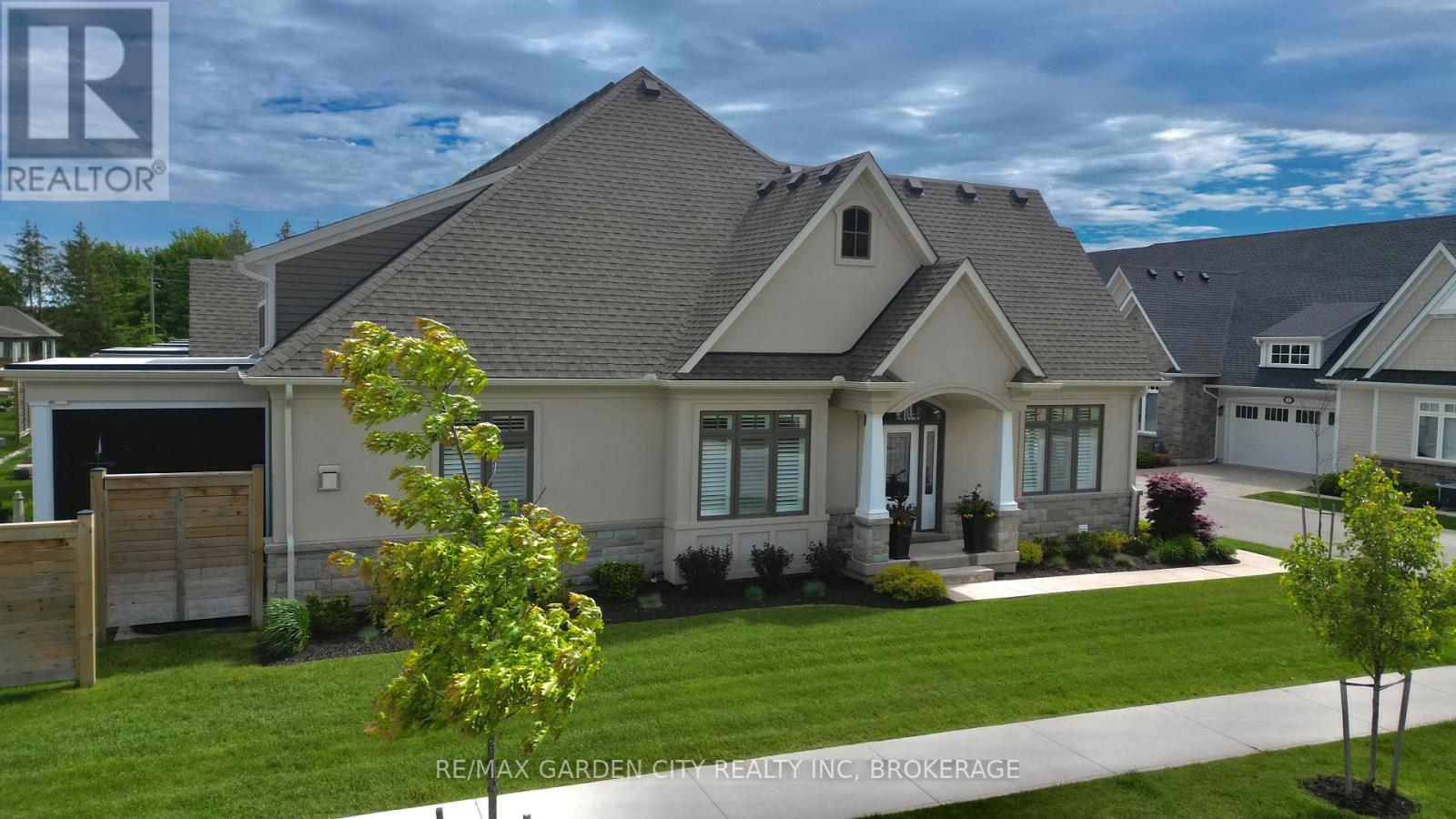 2 Sassafras Row, Fort Erie, Ontario  L0S 1N0 - Photo 41 - X12202275