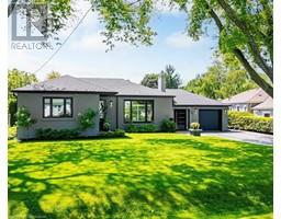 56 OAKLEY Court, Ancaster, Ontario