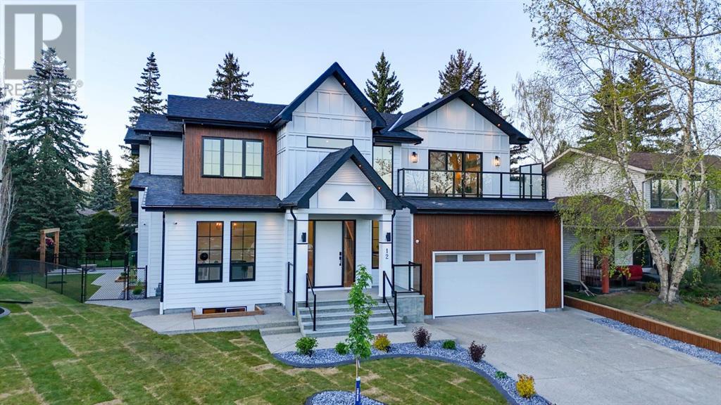 Property at 12 Vardana Place NW image 2