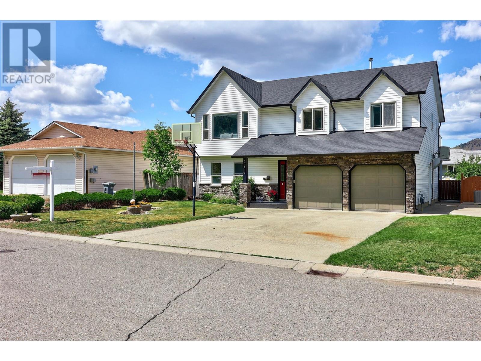 2506 Nechako Drive, Kamloops, British Columbia  V2E 2C9 - Photo 2 - 10351118