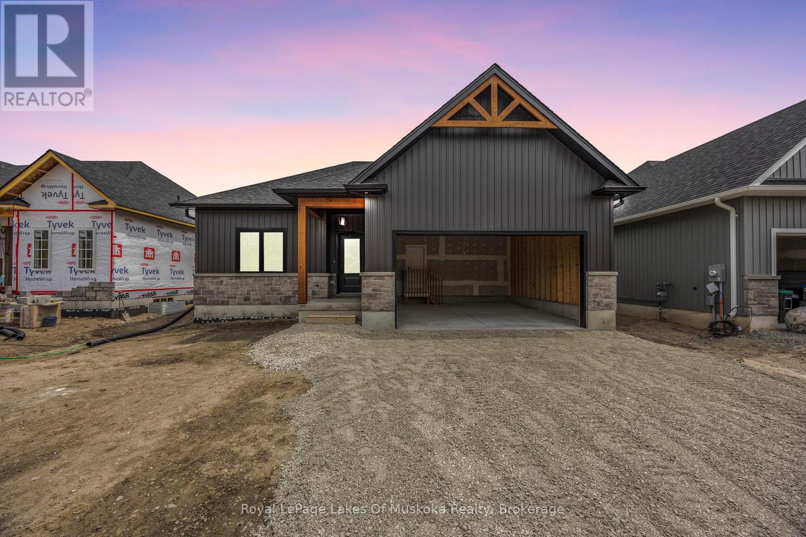 128 BRANDON AVENUE, Severn, Ontario