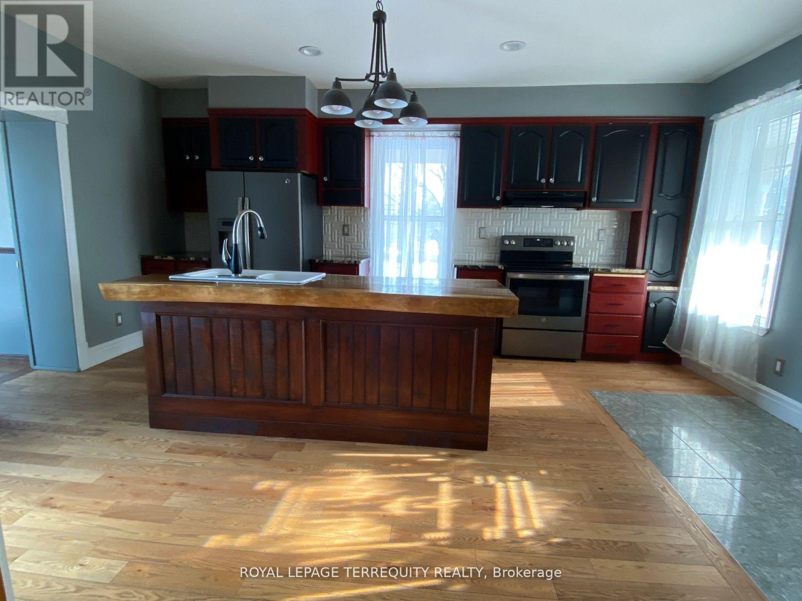 6984 Highway 62, Belleville, Ontario  K8N 0L7 - Photo 8 - X12196701