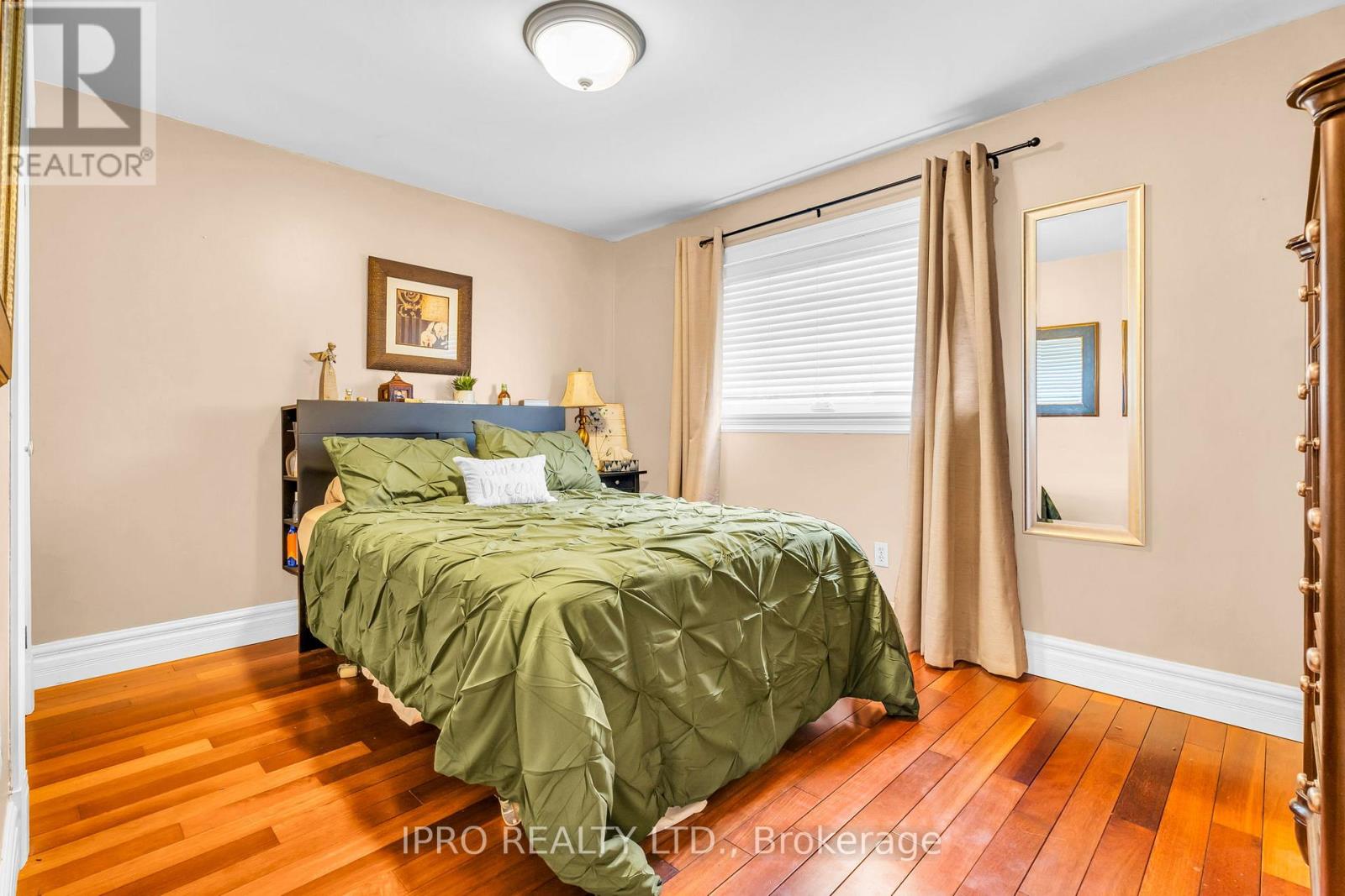 117 Alicewood Court, Toronto, Ontario  M9V 3Y1 - Photo 21 - W12202138