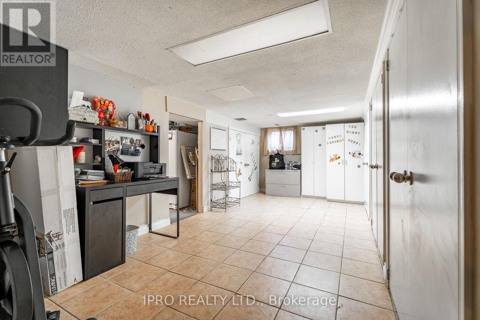 117 Alicewood Court, Toronto, Ontario  M9V 3Y1 - Photo 30 - W12202138