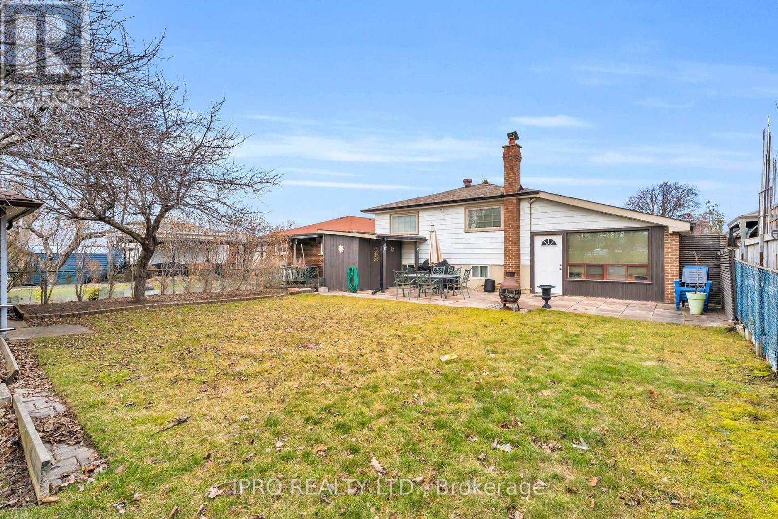117 Alicewood Court, Toronto, Ontario  M9V 3Y1 - Photo 33 - W12202138