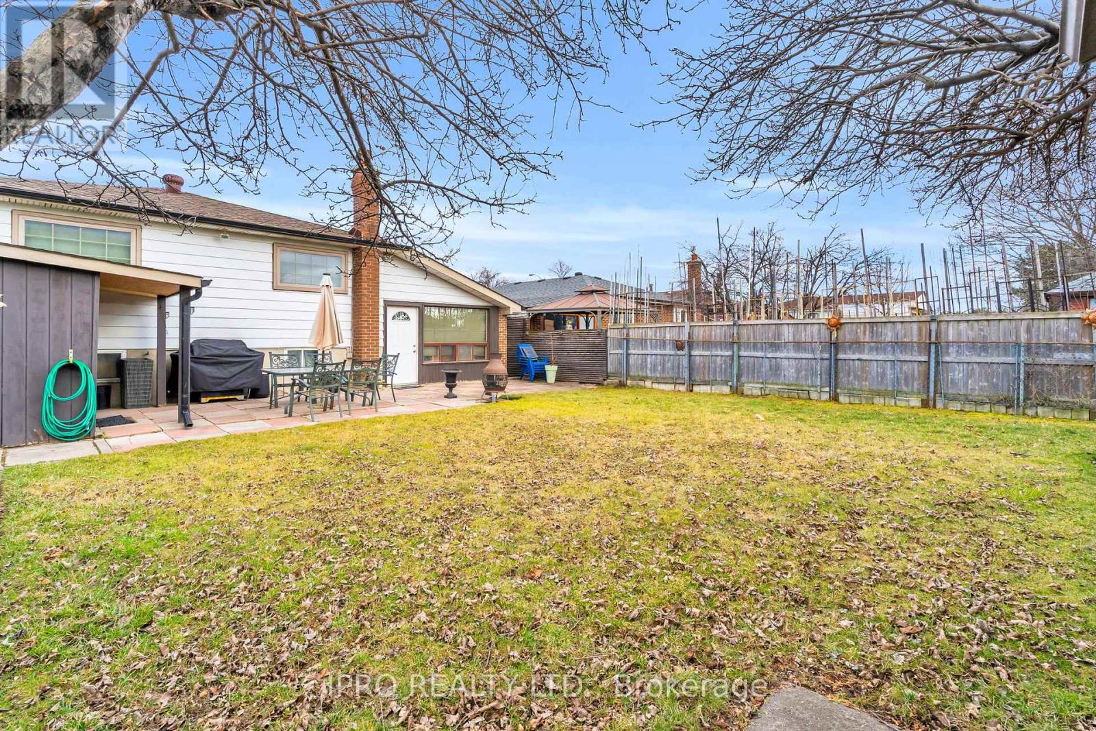 117 Alicewood Court, Toronto, Ontario  M9V 3Y1 - Photo 34 - W12202138