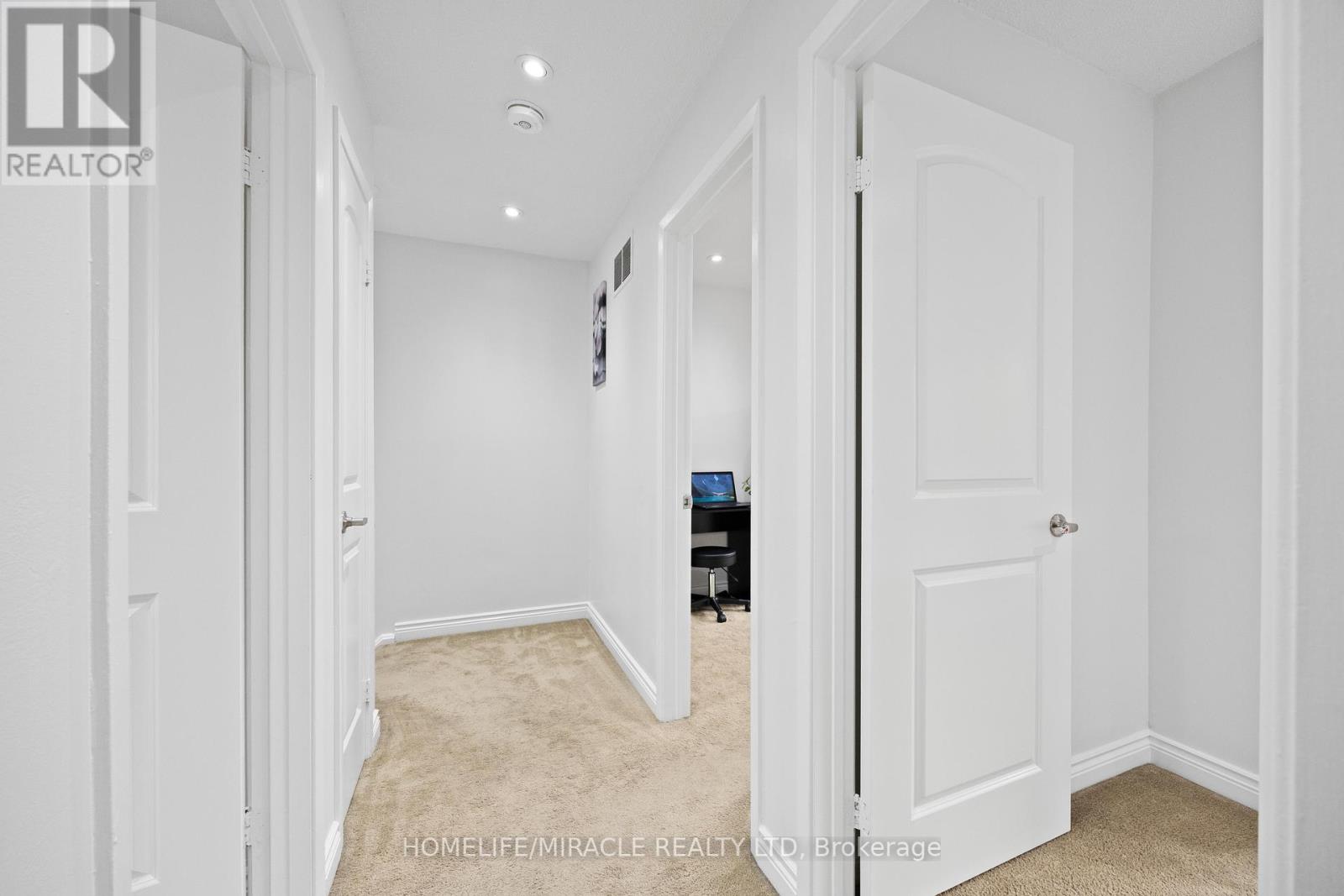 21 Folkstone Crescent, Brampton (Southgate), Ontario  L6T 3M4 - Photo 21 - W12202151