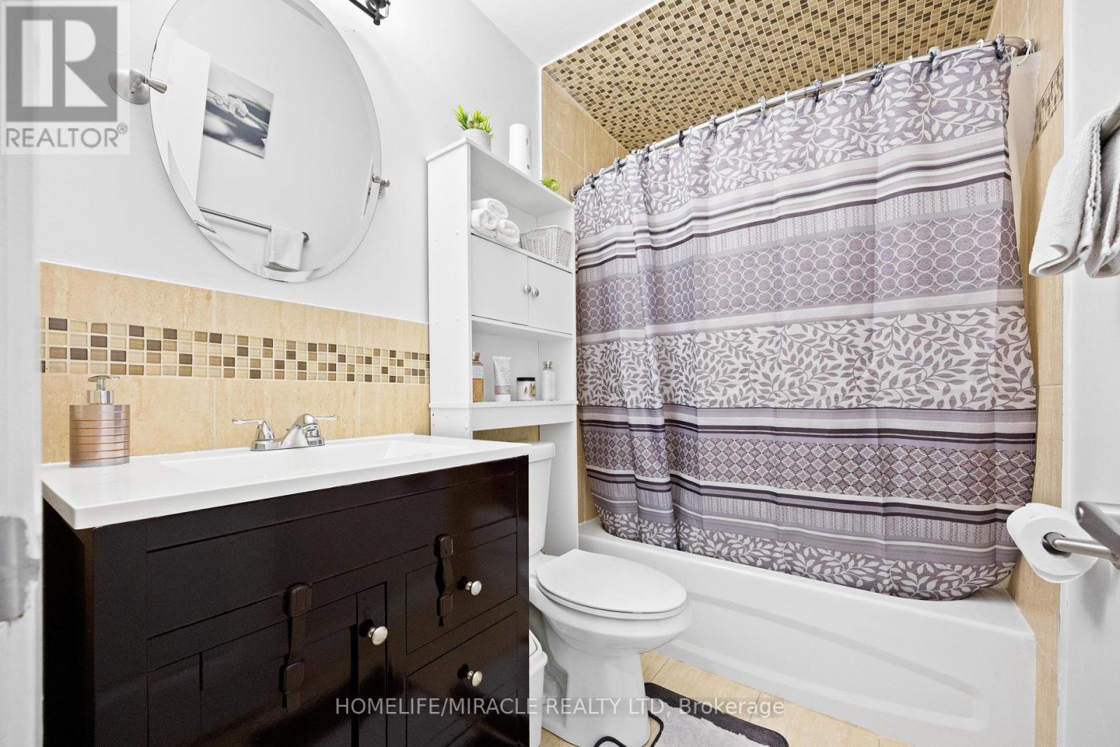 21 Folkstone Crescent, Brampton (Southgate), Ontario  L6T 3M4 - Photo 26 - W12202151