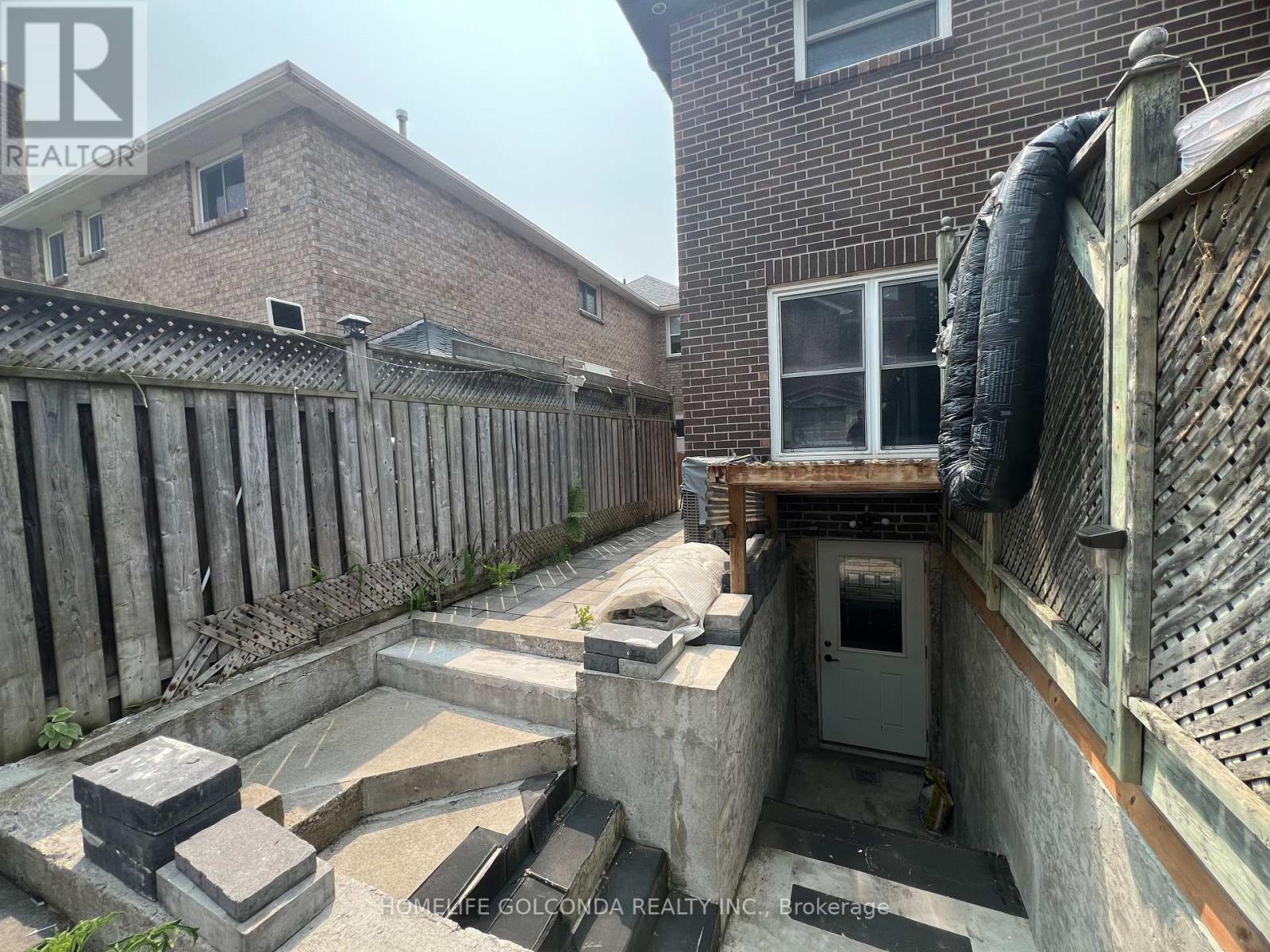 Basement - 5404 Heritage Hills Boulevard, Mississauga, Ontario  L5R 2J4 - Photo 10 - W12202189