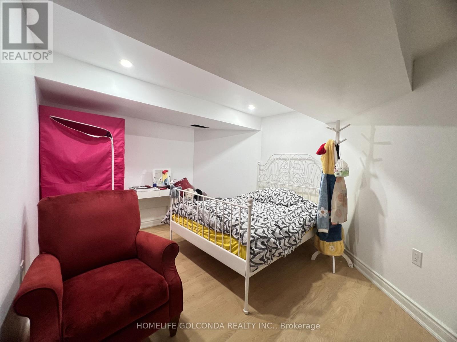 Basement - 5404 Heritage Hills Boulevard, Mississauga, Ontario  L5R 2J4 - Photo 9 - W12202189