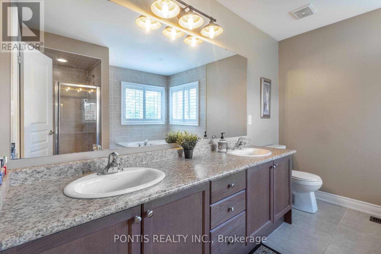 22 Lockport Crescent, Brampton, Ontario  L6P 3X9 - Photo 20 - W12202190