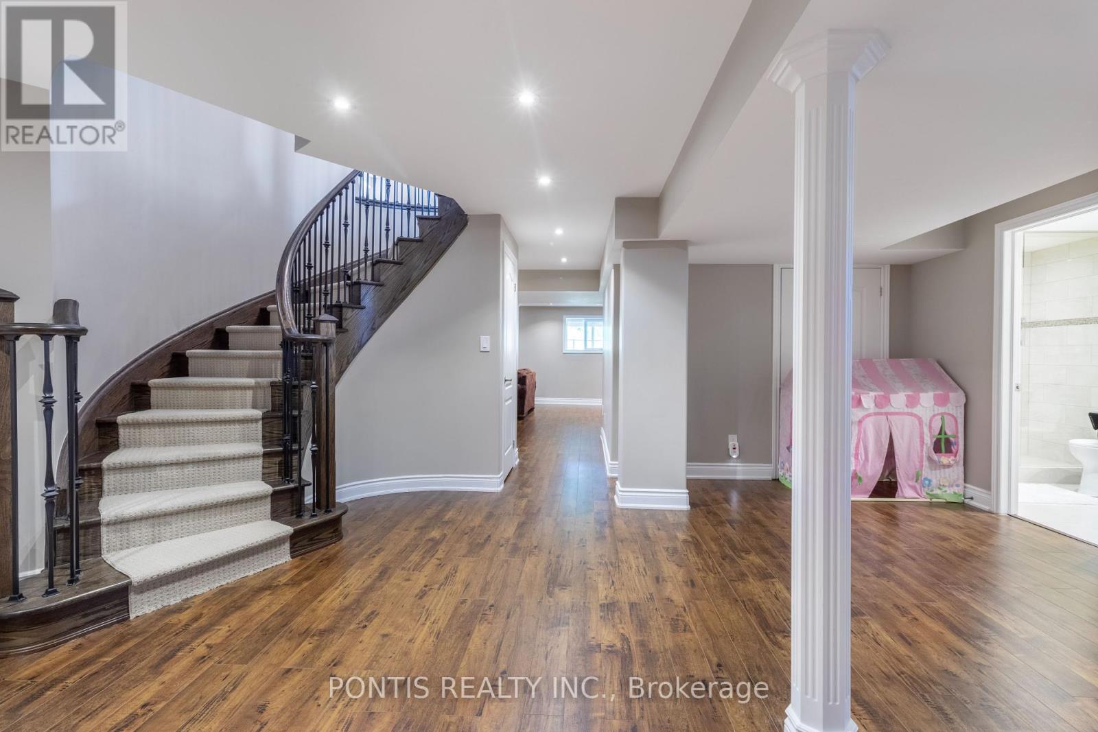 22 Lockport Crescent, Brampton, Ontario  L6P 3X9 - Photo 23 - W12202190