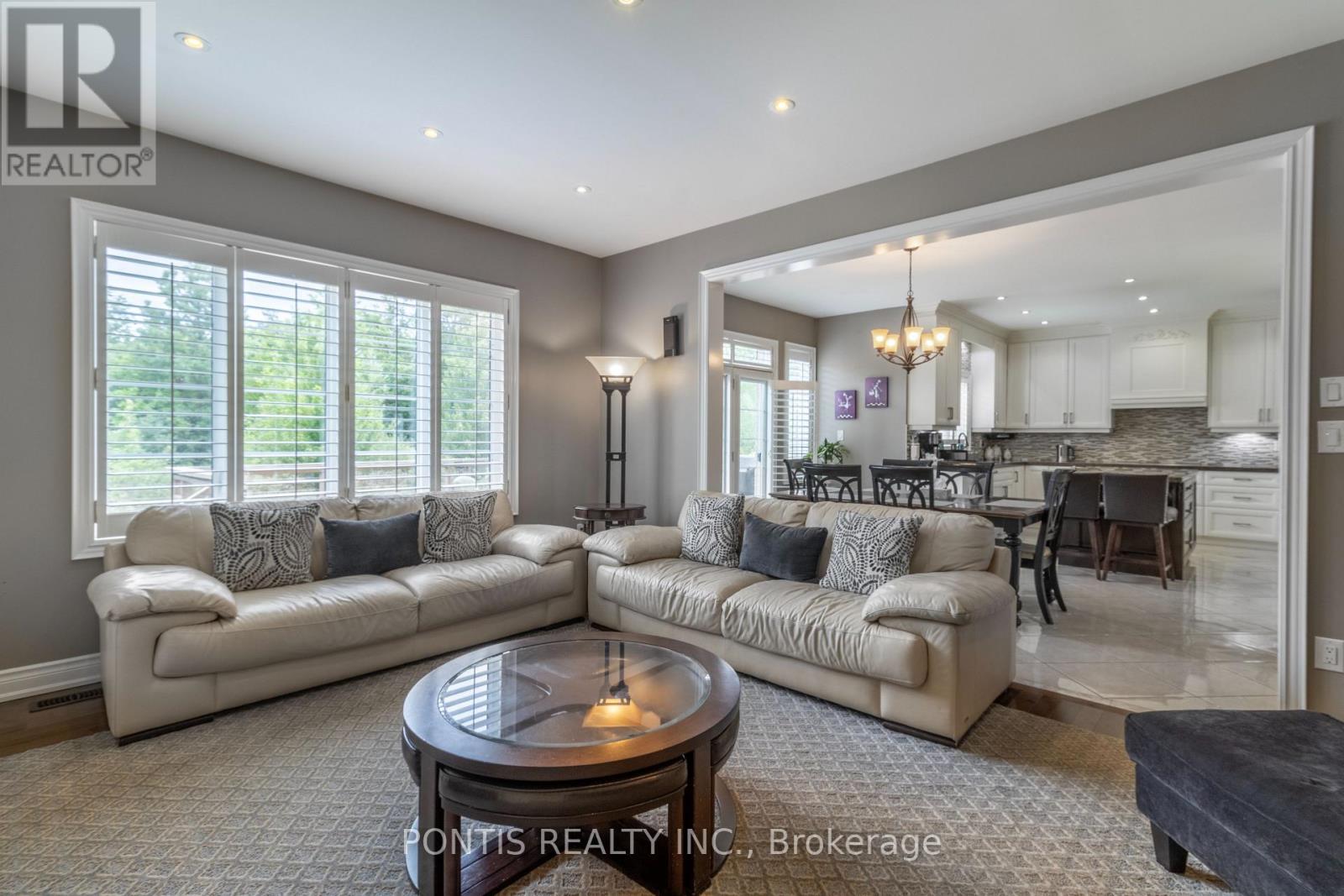 22 Lockport Crescent, Brampton, Ontario  L6P 3X9 - Photo 9 - W12202190