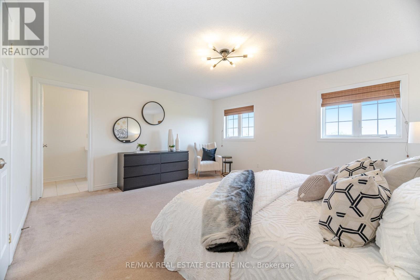 335 Hobbs Crescent, Milton, Ontario  L9T 0J3 - Photo 20 - W12202198