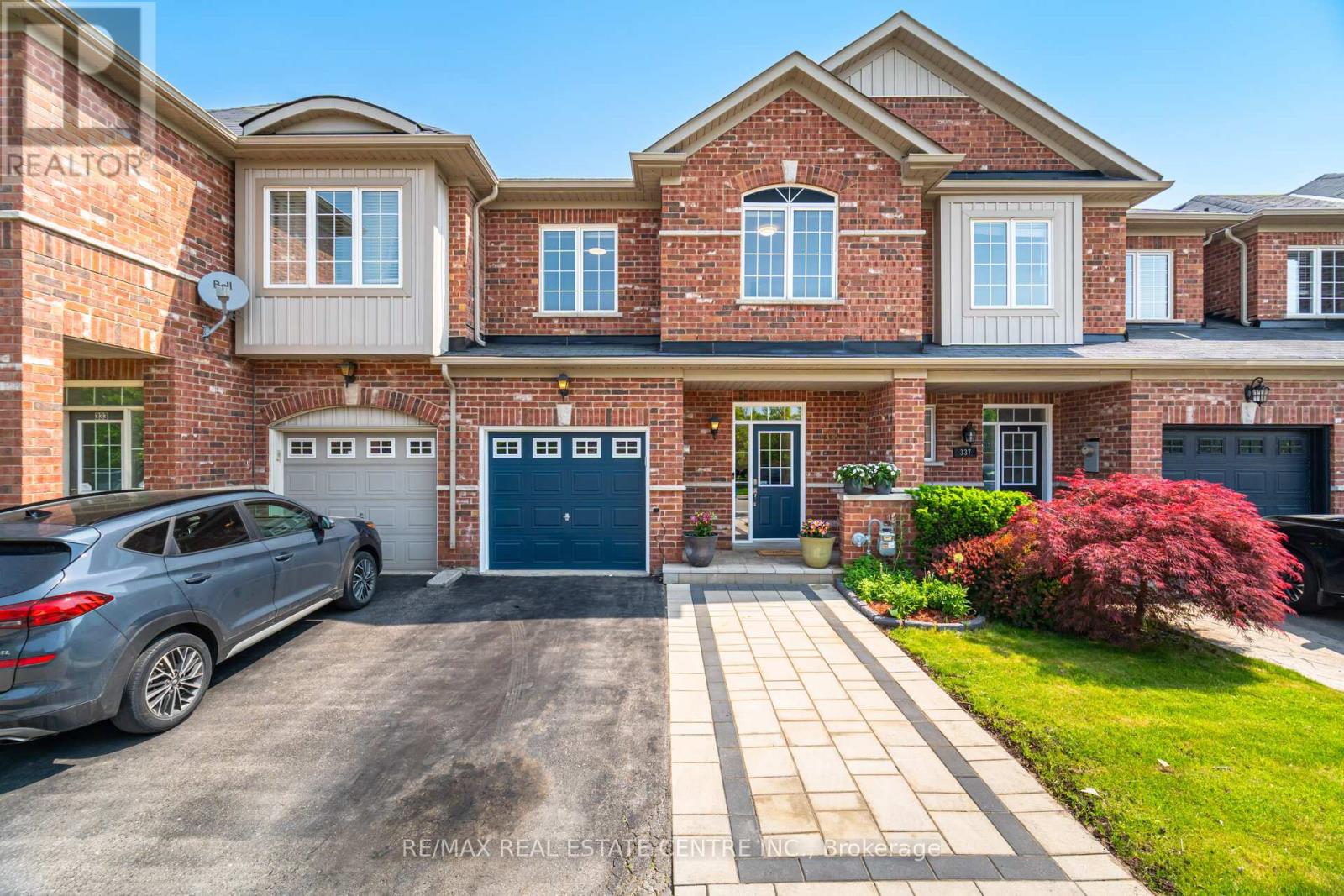 335 Hobbs Crescent, Milton, Ontario  L9T 0J3 - Photo 4 - W12202198