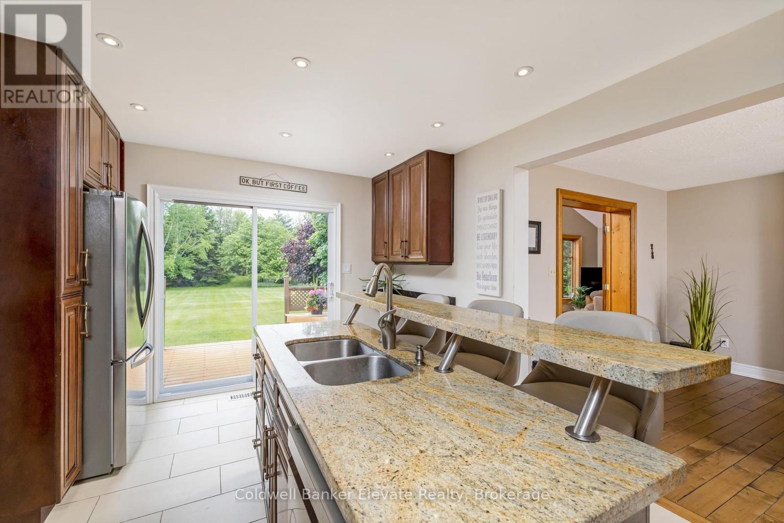 4 Southwinds Drive, Halton Hills (Rural Halton Hills), Ontario  N0B 1H0 - Photo 11 - W12202210