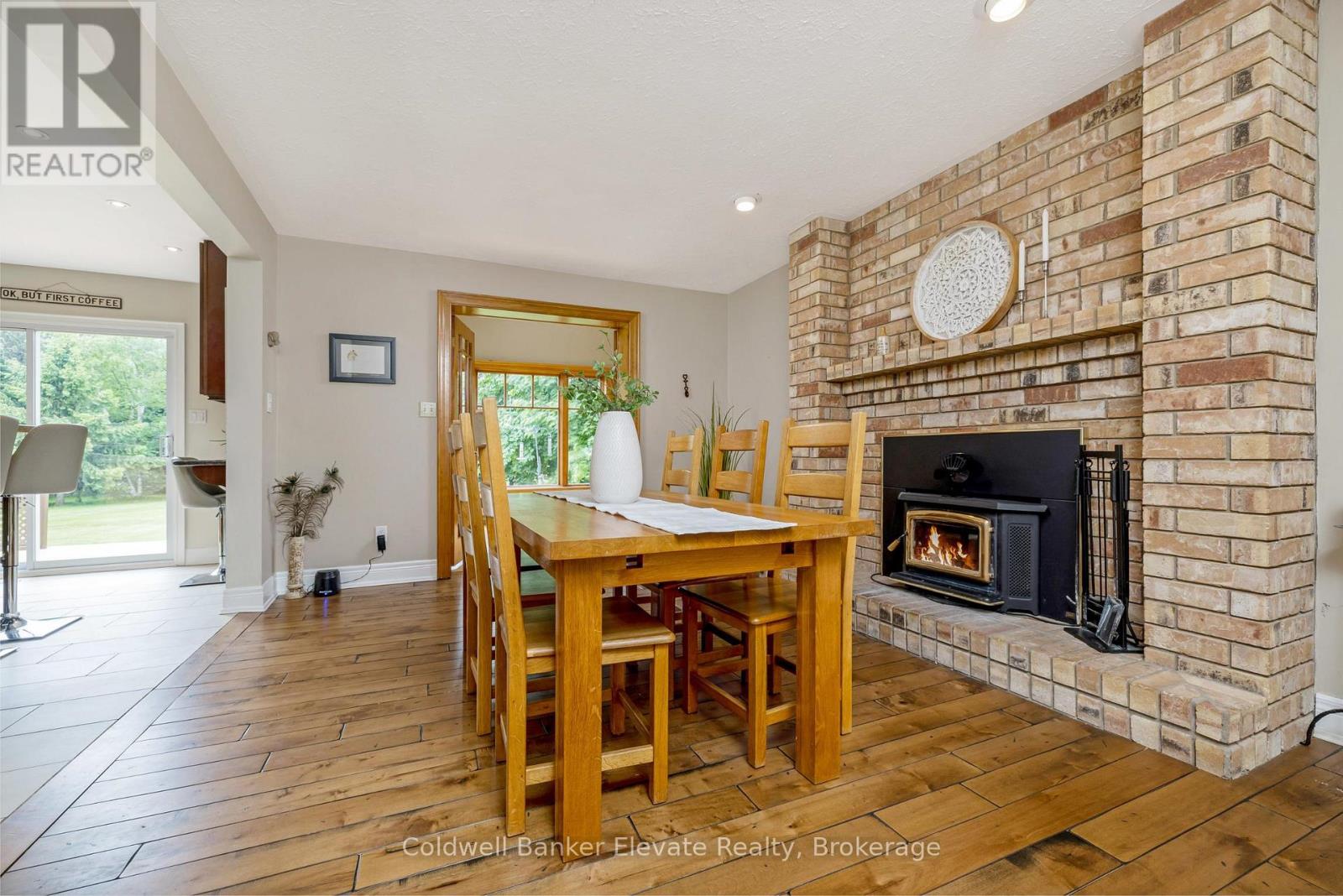 4 Southwinds Drive, Halton Hills (Rural Halton Hills), Ontario  N0B 1H0 - Photo 16 - W12202210