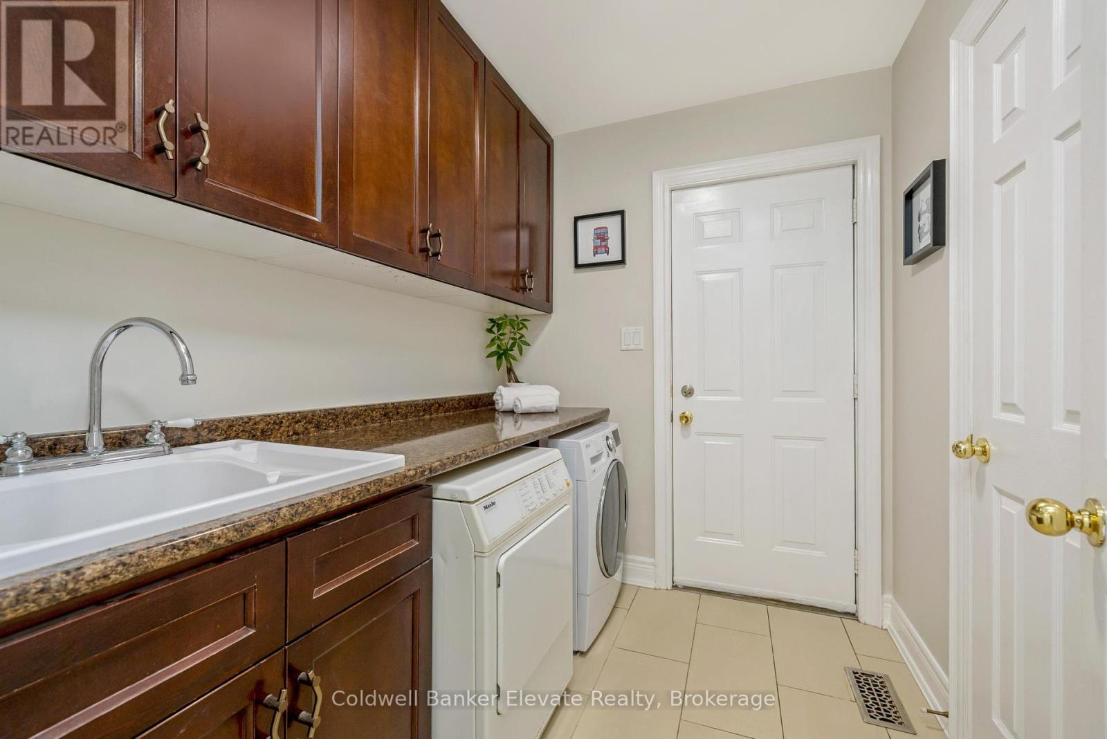 4 Southwinds Drive, Halton Hills, Ontario  N0B 1H0 - Photo 19 - W12202210