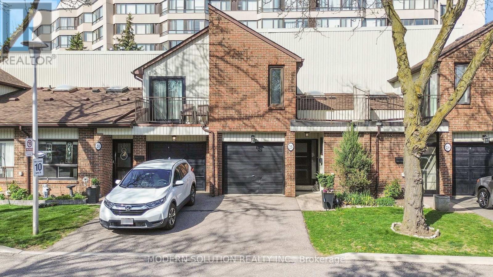 25 - 1021 CEDARGLEN GATE, Mississauga, Ontario