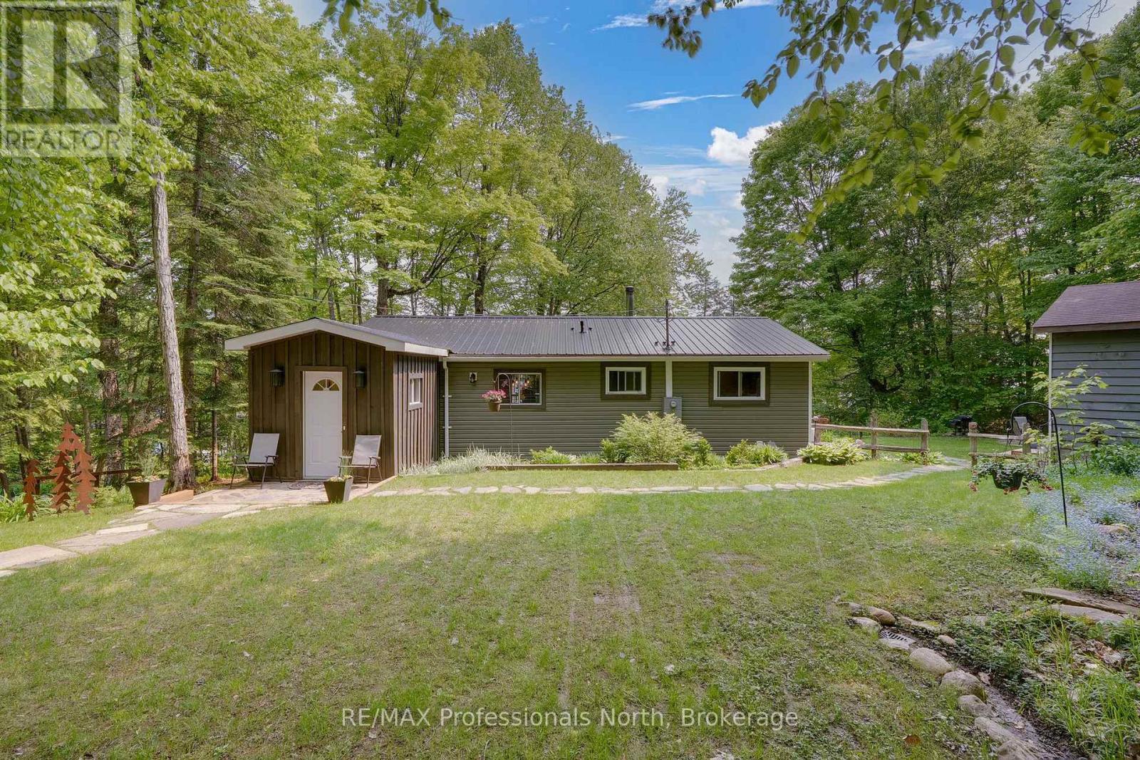 303 Deerwood Drive, Mcmurrich/monteith (Sprucedale), Ontario  P1H 2J2 - Photo 8 - X12202229