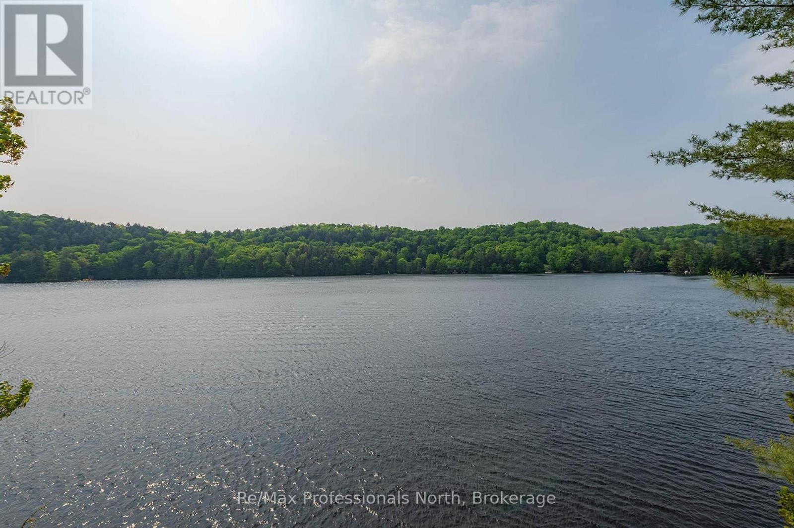1024 Albert Lane W, Algonquin Highlands, Ontario P0E 1E0 - Photo 8 - X12202285