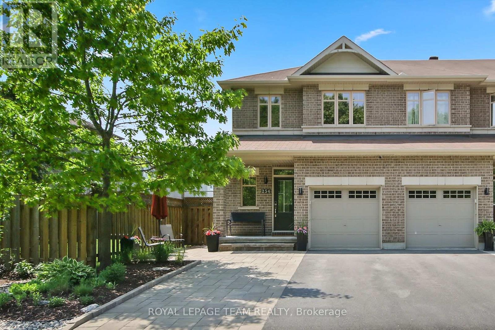 254 Celtic Ridge Crescent, Ottawa, Ontario  K2W 0C3 - Photo 1 - X12202227