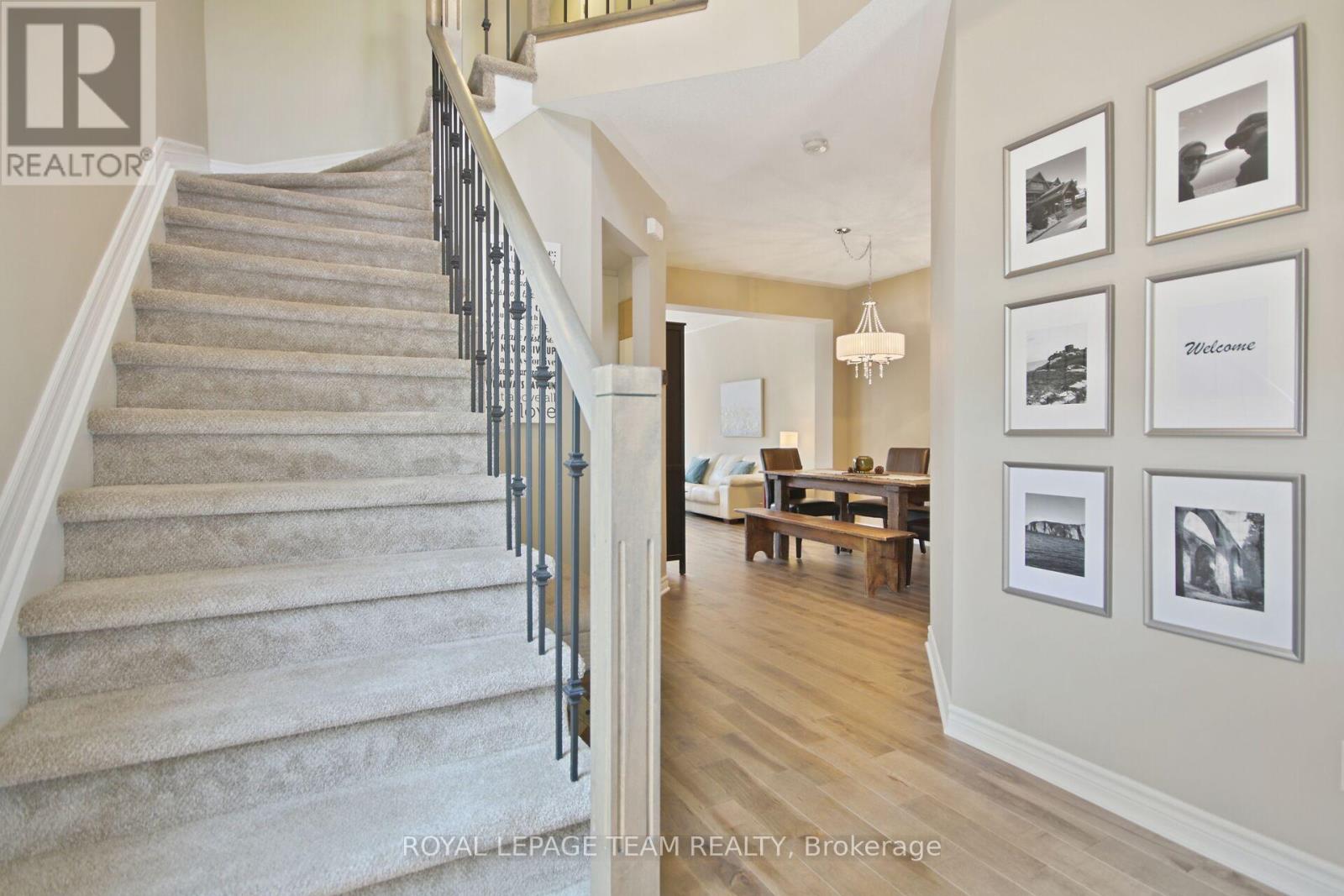 254 Celtic Ridge Crescent, Ottawa, Ontario  K2W 0C3 - Photo 20 - X12202227