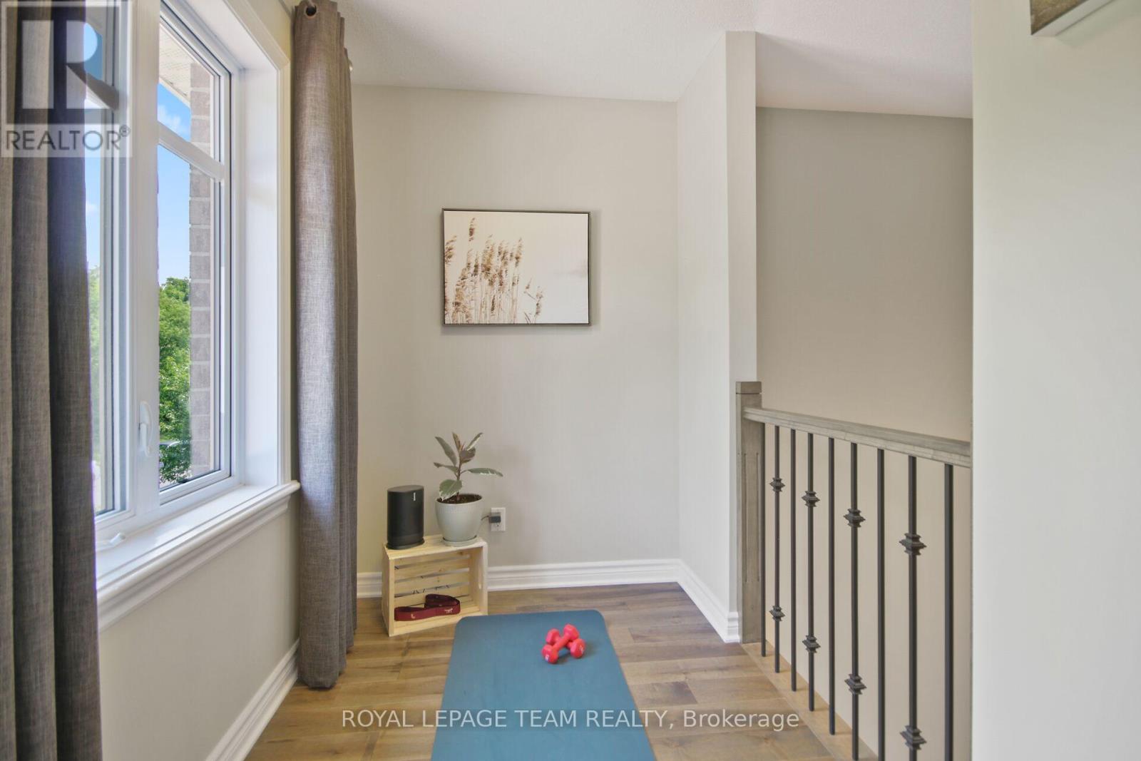 254 Celtic Ridge Crescent, Ottawa, Ontario  K2W 0C3 - Photo 22 - X12202227