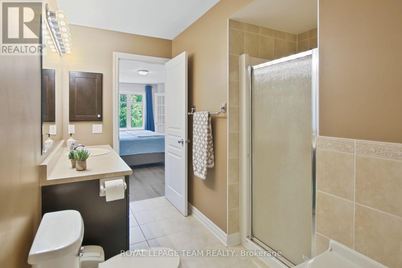 254 Celtic Ridge Crescent, Ottawa, Ontario  K2W 0C3 - Photo 24 - X12202227