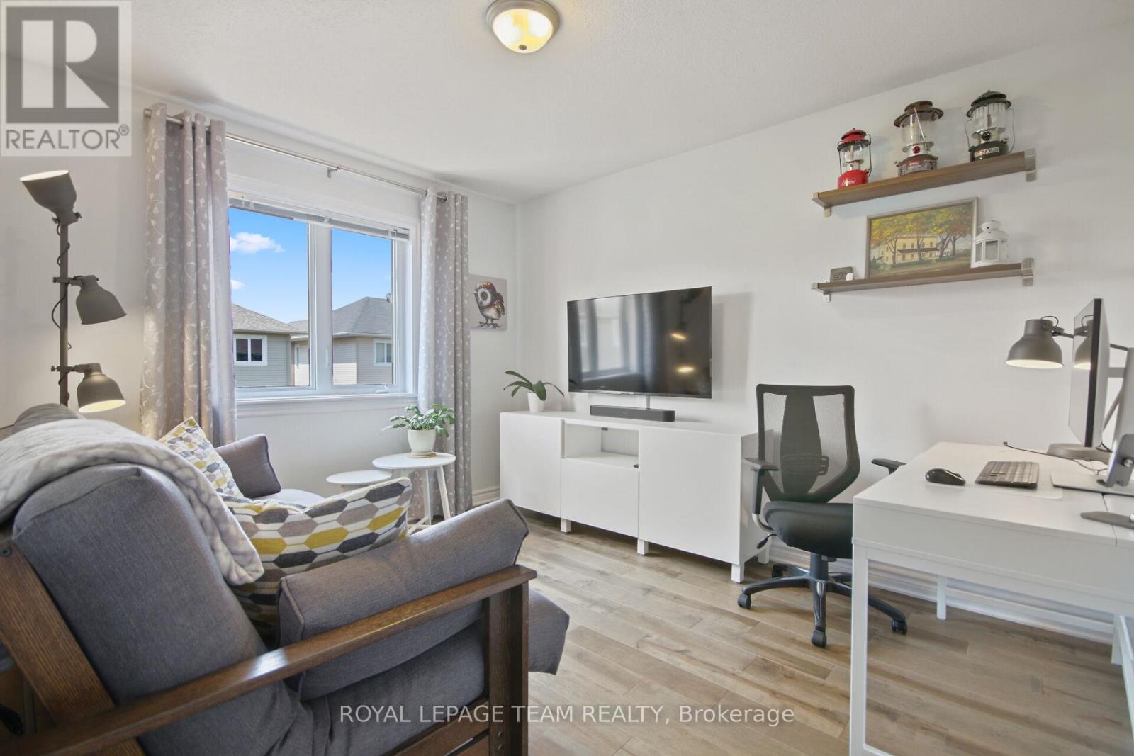 254 Celtic Ridge Crescent, Ottawa, Ontario  K2W 0C3 - Photo 25 - X12202227