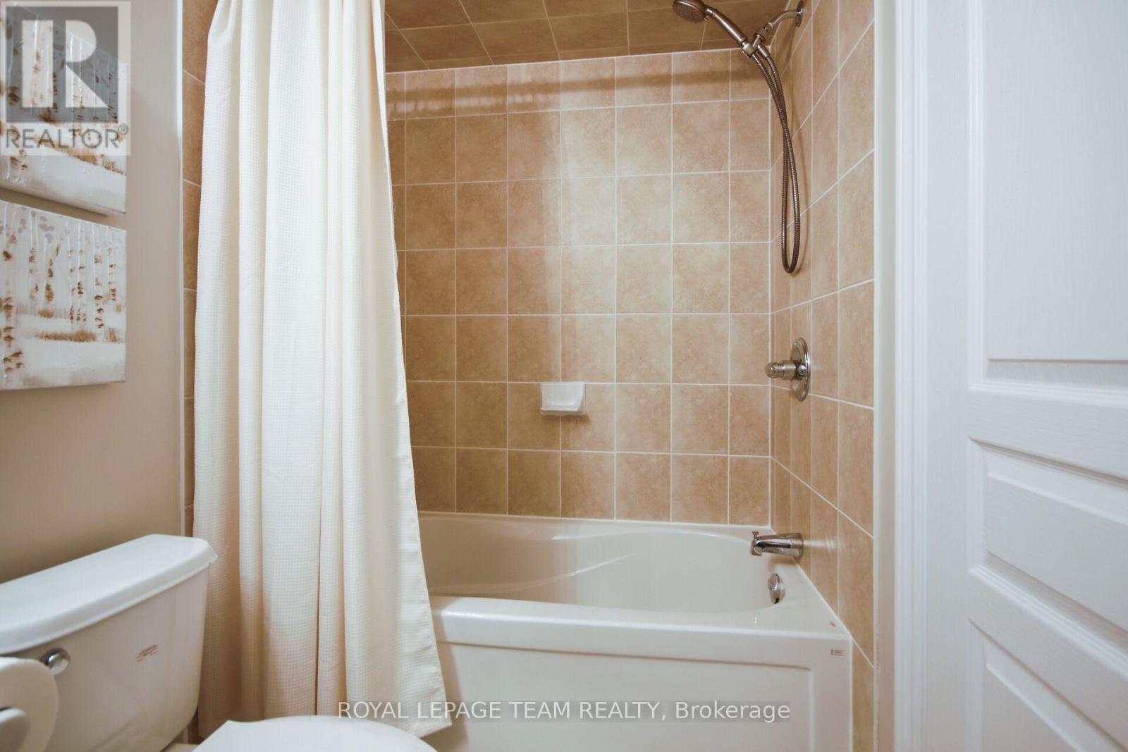 254 Celtic Ridge Crescent, Ottawa, Ontario  K2W 0C3 - Photo 30 - X12202227