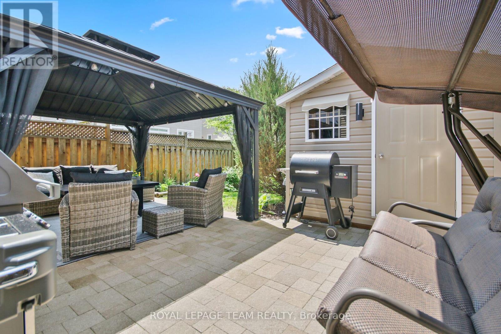 254 Celtic Ridge Crescent, Ottawa, Ontario  K2W 0C3 - Photo 38 - X12202227