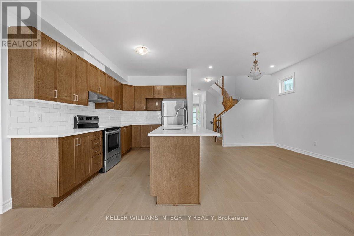 602 Geranium Walk, Ottawa, Ontario  K2S 2J6 - Photo 6 - X12202298