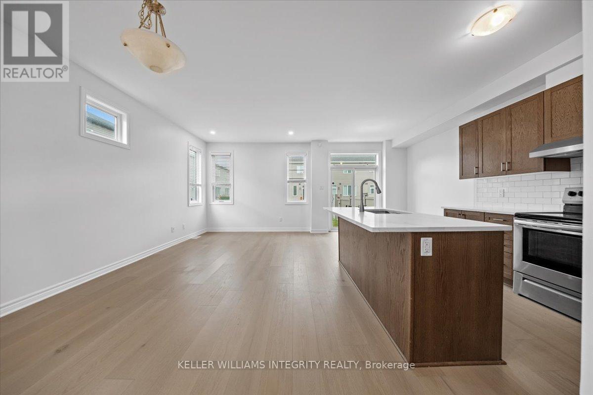 602 Geranium Walk, Ottawa, Ontario  K2S 2J6 - Photo 7 - X12202298