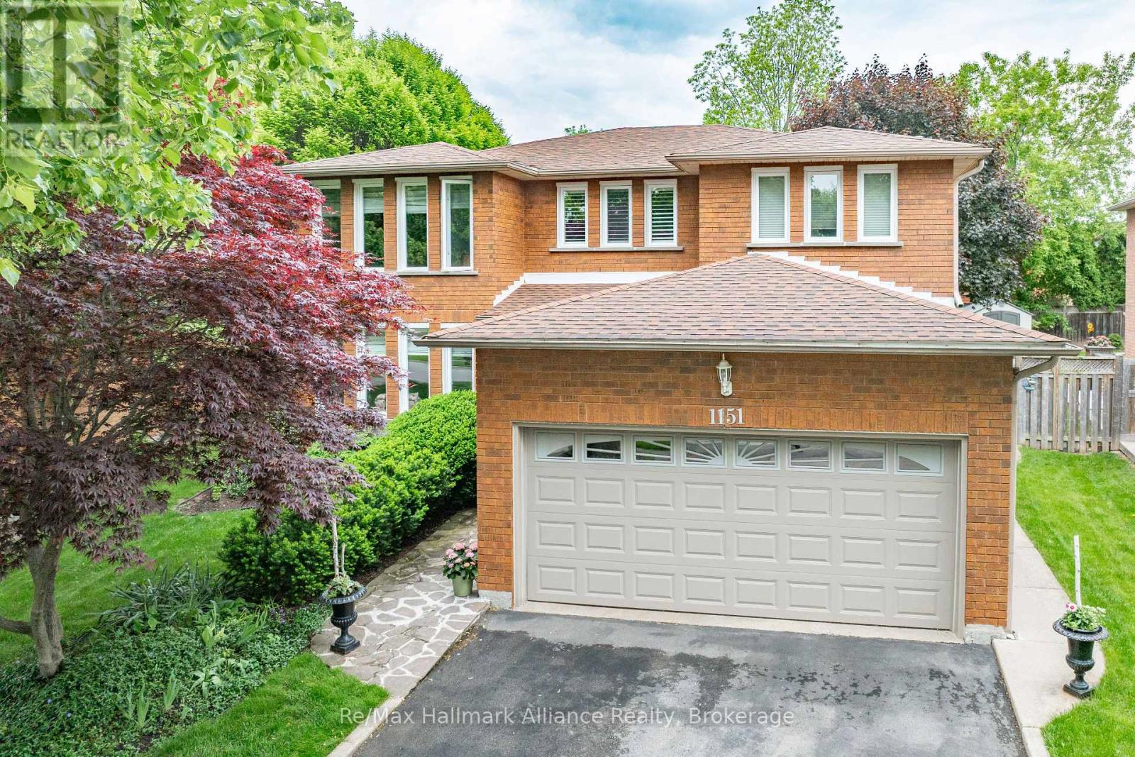 1151 MANOR ROAD, Oakville, Ontario