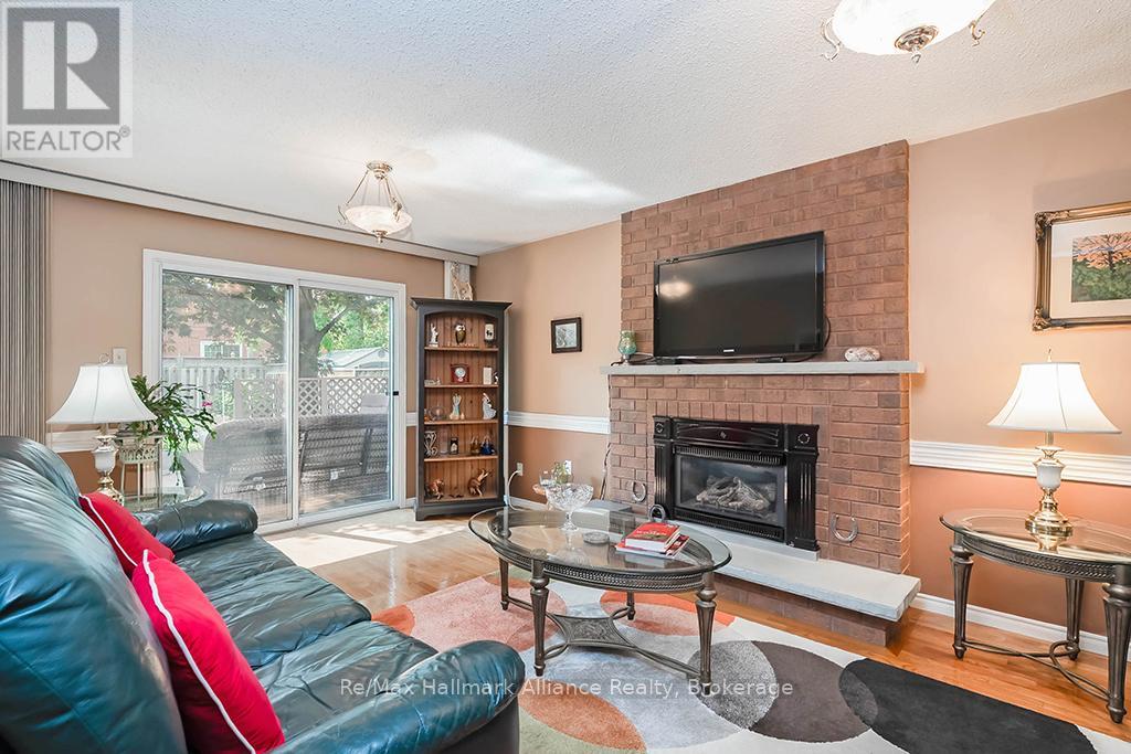 1151 Manor Road, Oakville, Ontario  L6M 1G3 - Photo 12 - W12202338