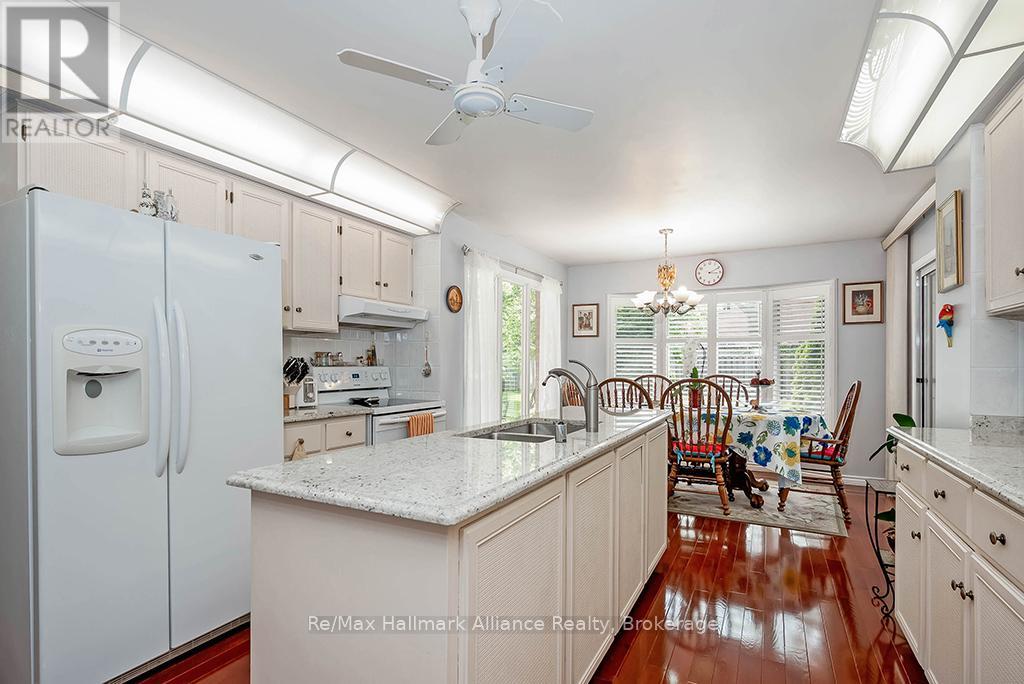 1151 Manor Road, Oakville, Ontario  L6M 1G3 - Photo 14 - W12202338