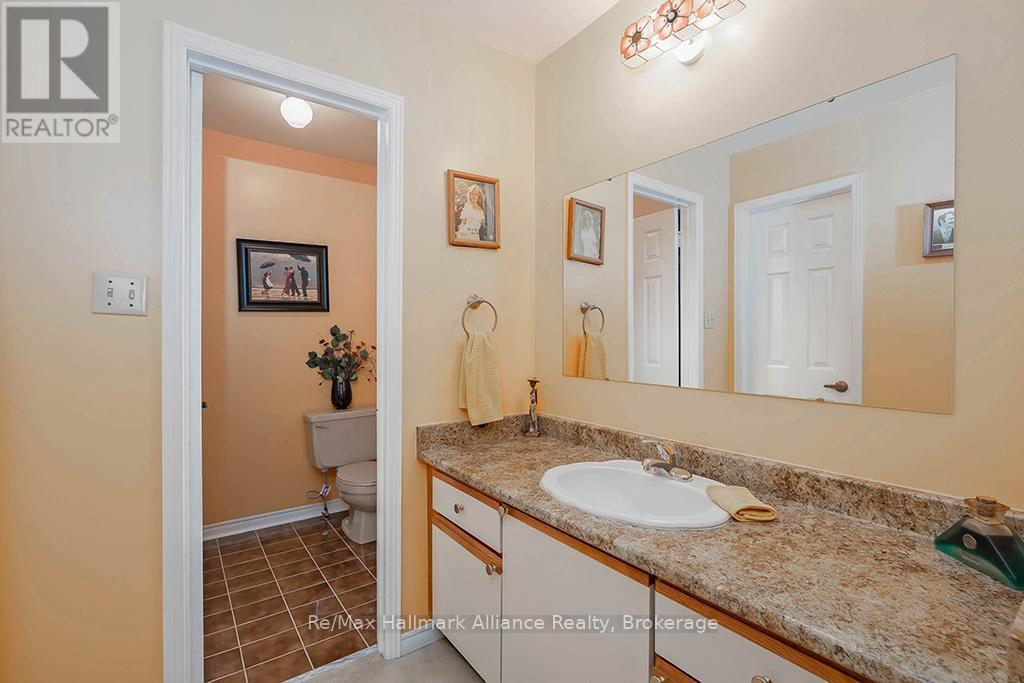 1151 Manor Road, Oakville, Ontario  L6M 1G3 - Photo 21 - W12202338