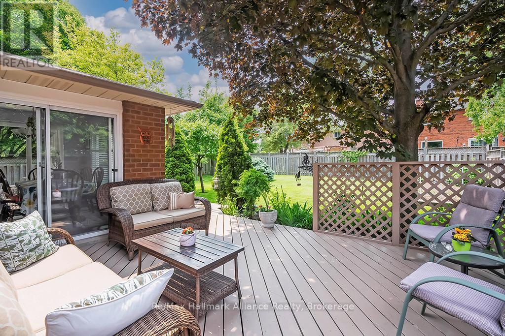 1151 Manor Road, Oakville, Ontario  L6M 1G3 - Photo 38 - W12202338