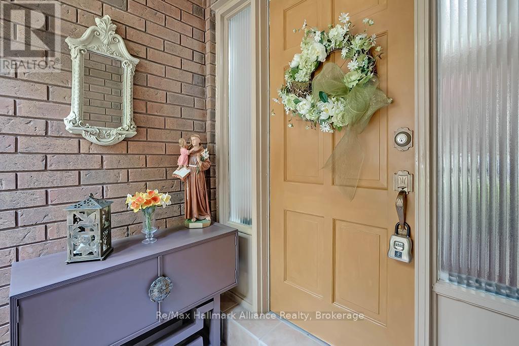 1151 Manor Road, Oakville, Ontario  L6M 1G3 - Photo 4 - W12202338