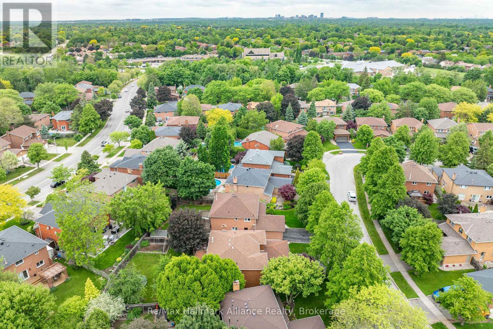 1151 Manor Road, Oakville, Ontario  L6M 1G3 - Photo 42 - W12202338