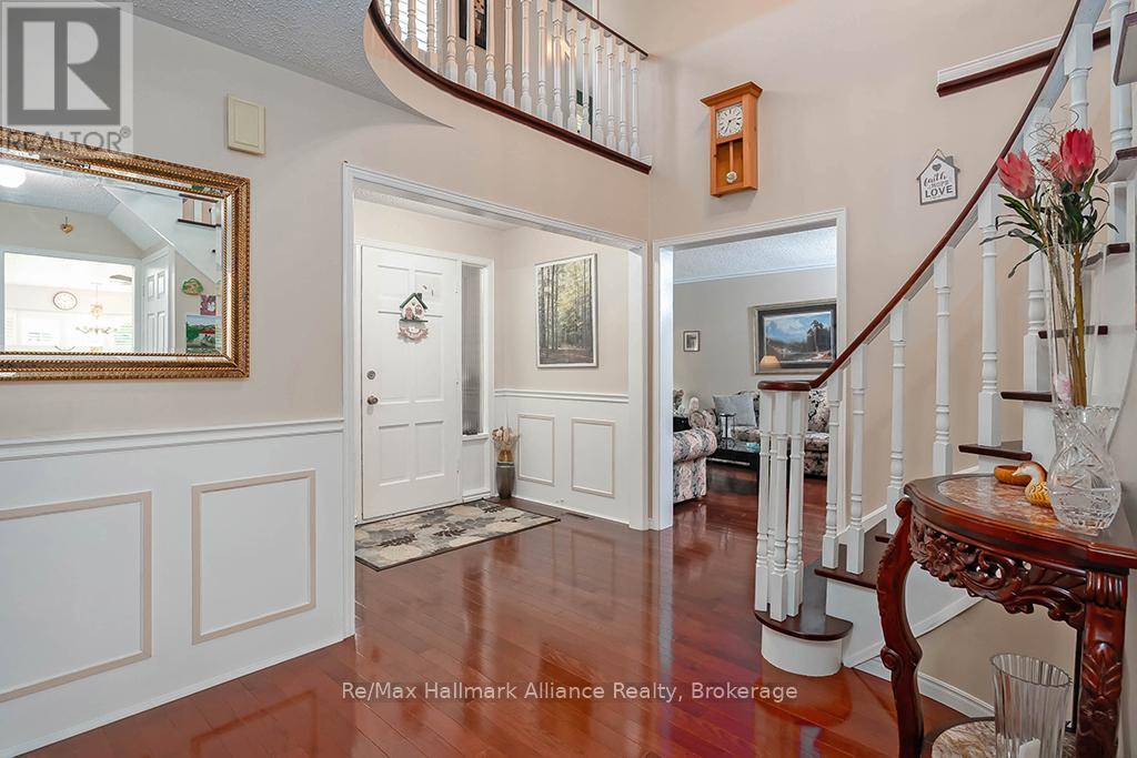 1151 Manor Road, Oakville, Ontario  L6M 1G3 - Photo 5 - W12202338
